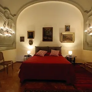 palazzo-del-bono-suites.sicilyhotelsitaly.net/